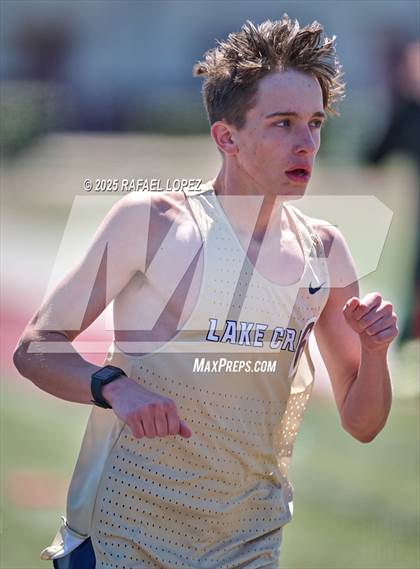 Thumbnail 1 in Dog Pound Invitational (3200M) photogallery.
