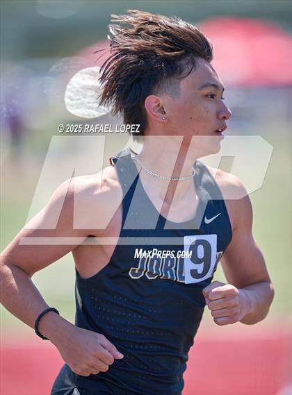 Thumbnail 2 in Dog Pound Invitational (3200M) photogallery.