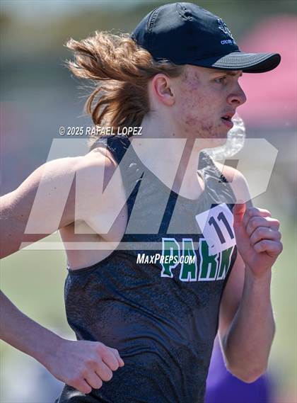 Thumbnail 2 in Dog Pound Invitational (3200M) photogallery.