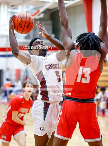 Thumbnail 1 in Fort Bend Kempner vs. Fort Bend Travis (FBISD Invitational) photogallery.