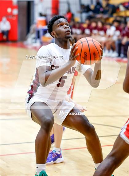 Thumbnail 3 in Fort Bend Kempner vs. Fort Bend Travis (FBISD Invitational) photogallery.
