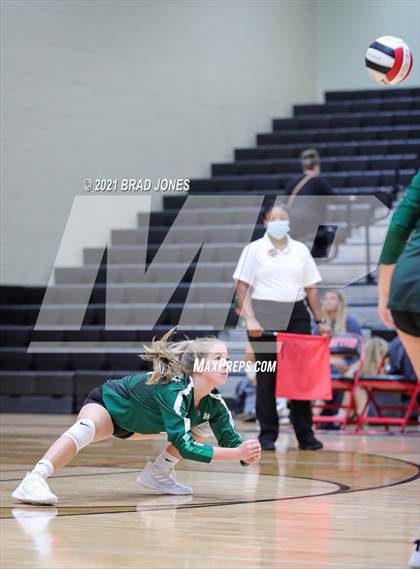 Thumbnail 3 in Green Hill @ Ravenwood photogallery.