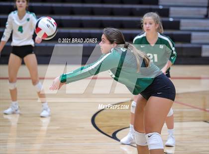 Thumbnail 2 in Green Hill @ Ravenwood photogallery.