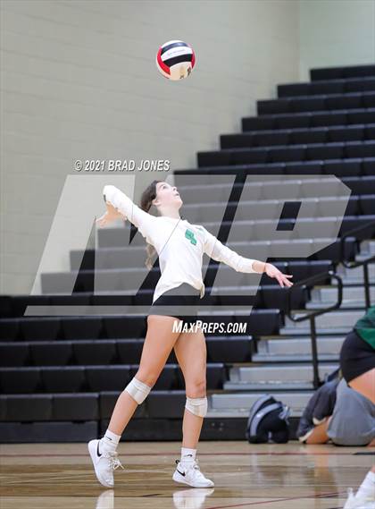 Thumbnail 1 in Green Hill @ Ravenwood photogallery.