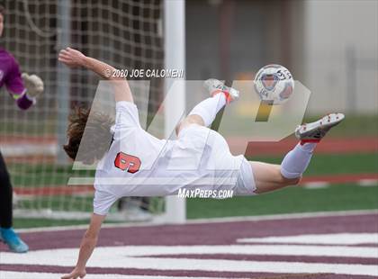 Thumbnail 3 in Lutheran South Academy vs TMI-Episcopal (TAPPS Division II State semifinals) photogallery.