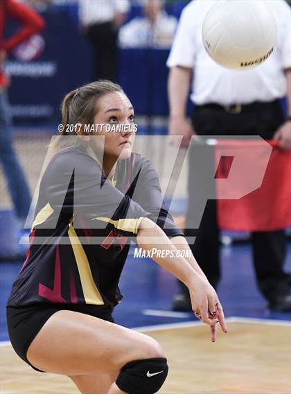 Thumbnail 2 in D'Evelyn vs. Ponderosa (CHSAA 4A Pool 3 Playoff) photogallery.