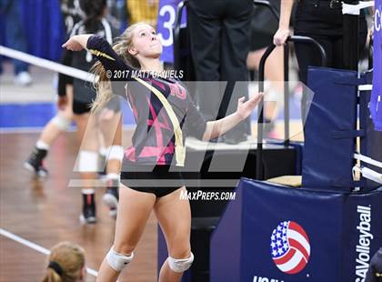 Thumbnail 2 in D'Evelyn vs. Ponderosa (CHSAA 4A Pool 3 Playoff) photogallery.