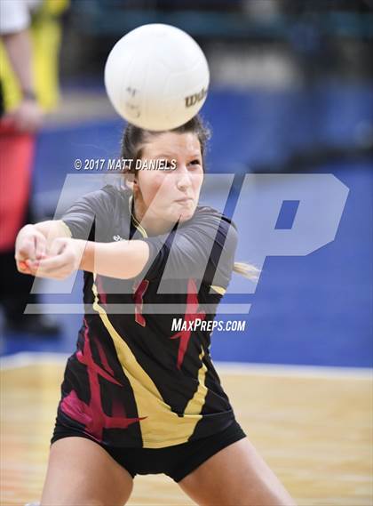 Thumbnail 2 in D'Evelyn vs. Ponderosa (CHSAA 4A Pool 3 Playoff) photogallery.