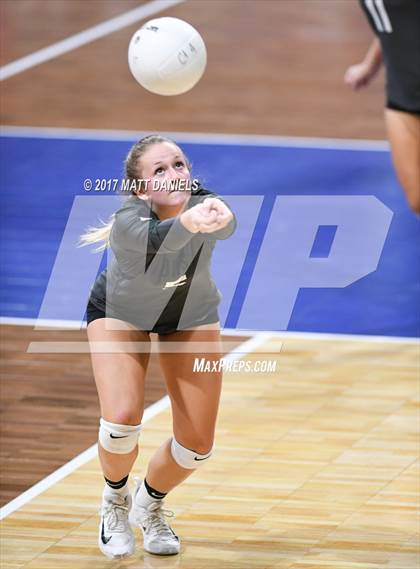 Thumbnail 3 in D'Evelyn vs. Ponderosa (CHSAA 4A Pool 3 Playoff) photogallery.