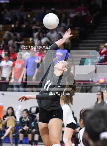 Thumbnail 3 in D'Evelyn vs. Ponderosa (CHSAA 4A Pool 3 Playoff) photogallery.