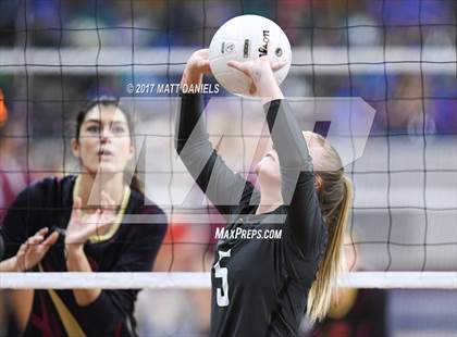 Thumbnail 2 in D'Evelyn vs. Ponderosa (CHSAA 4A Pool 3 Playoff) photogallery.