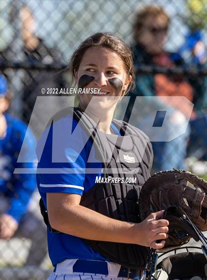 Thumbnail 3 in Newport Central Catholic @ Highlands photogallery.