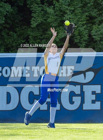 Thumbnail 3 in Newport Central Catholic @ Highlands photogallery.
