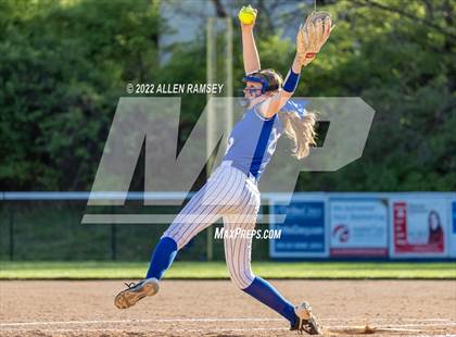 Thumbnail 2 in Newport Central Catholic @ Highlands photogallery.
