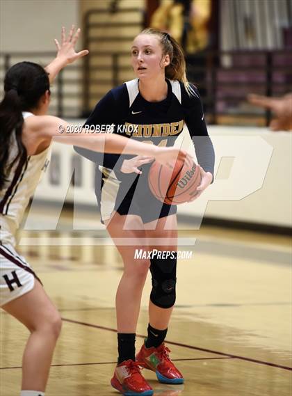 Thumbnail 2 in Desert Vista vs Hamilton (AIA 6A Round 1 Playoff) photogallery.