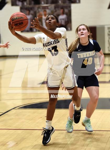 Thumbnail 1 in Desert Vista vs Hamilton (AIA 6A Round 1 Playoff) photogallery.