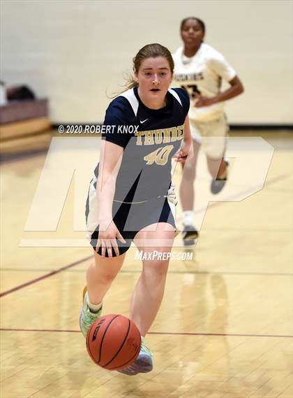 Thumbnail 3 in Desert Vista vs Hamilton (AIA 6A Round 1 Playoff) photogallery.