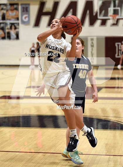 Thumbnail 2 in Desert Vista vs Hamilton (AIA 6A Round 1 Playoff) photogallery.