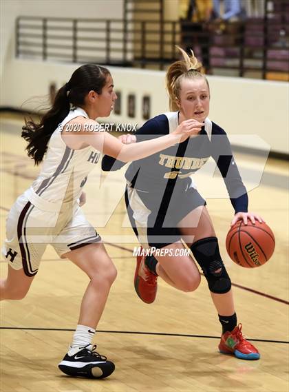 Thumbnail 1 in Desert Vista vs Hamilton (AIA 6A Round 1 Playoff) photogallery.
