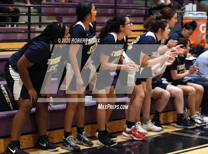 Thumbnail 1 in Desert Vista vs Hamilton (AIA 6A Round 1 Playoff) photogallery.