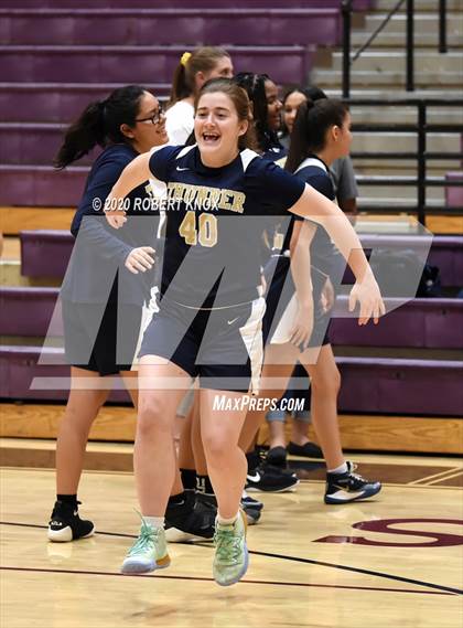 Thumbnail 1 in Desert Vista vs Hamilton (AIA 6A Round 1 Playoff) photogallery.