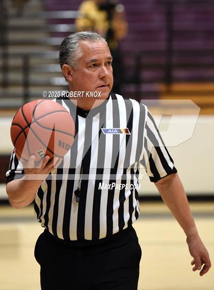 Thumbnail 3 in Desert Vista vs Hamilton (AIA 6A Round 1 Playoff) photogallery.