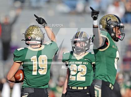 Thumbnail 2 in Belle Vernon vs. Neumann-Goretti (PIAA 3A Final) photogallery.