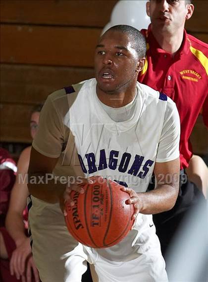 Thumbnail 3 in West Valley @ Sacramento (CIF NorCal D3 Playoffs) photogallery.