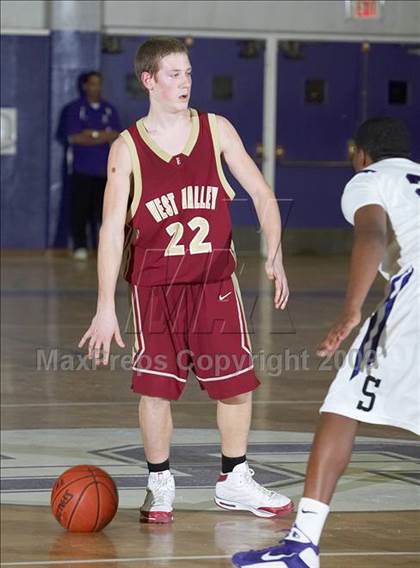 Thumbnail 3 in West Valley @ Sacramento (CIF NorCal D3 Playoffs) photogallery.