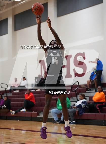 Thumbnail 2 in Randle vs. Paetow (Doghouse Invitational) photogallery.
