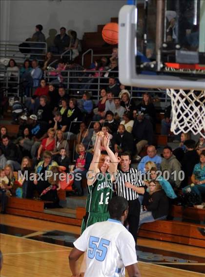 Thumbnail 3 in Owensboro Catholic @ Muhlenberg County photogallery.