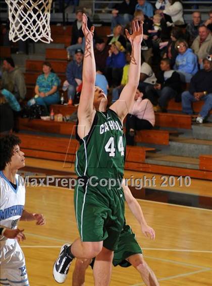 Thumbnail 3 in Owensboro Catholic @ Muhlenberg County photogallery.