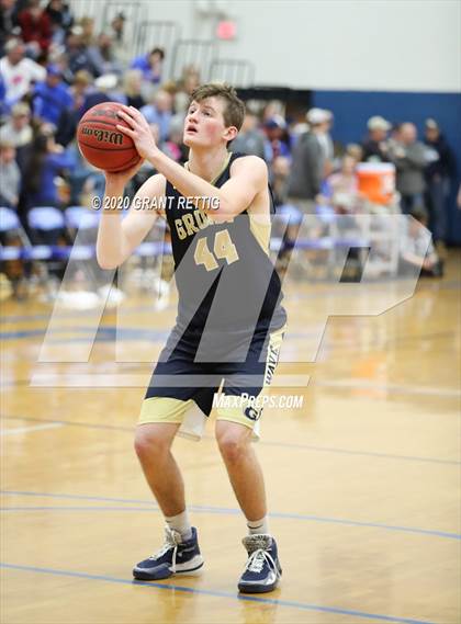 Thumbnail 3 in McCluer vs. Grundy (VHSL Class 1 First Round Playoff) photogallery.