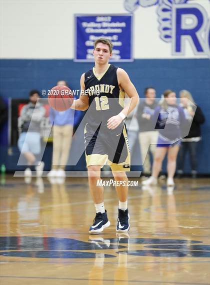 Thumbnail 3 in McCluer vs. Grundy (VHSL Class 1 First Round Playoff) photogallery.