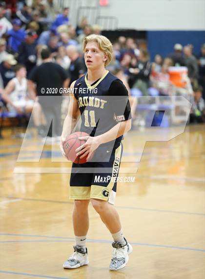 Thumbnail 1 in McCluer vs. Grundy (VHSL Class 1 First Round Playoff) photogallery.