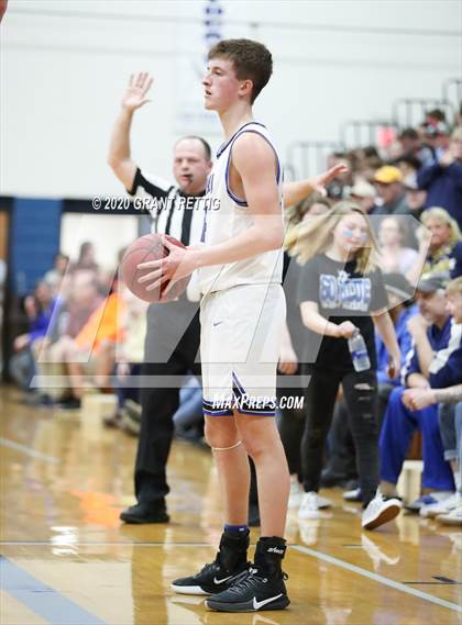 Thumbnail 3 in McCluer vs. Grundy (VHSL Class 1 First Round Playoff) photogallery.