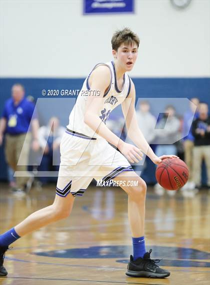 Thumbnail 3 in McCluer vs. Grundy (VHSL Class 1 First Round Playoff) photogallery.