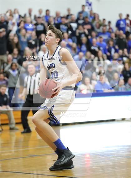 Thumbnail 2 in McCluer vs. Grundy (VHSL Class 1 First Round Playoff) photogallery.
