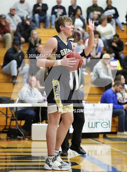 Thumbnail 1 in McCluer vs. Grundy (VHSL Class 1 First Round Playoff) photogallery.