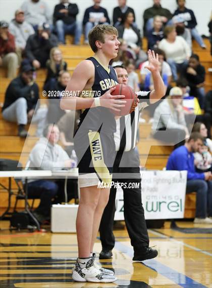 Thumbnail 1 in McCluer vs. Grundy (VHSL Class 1 First Round Playoff) photogallery.