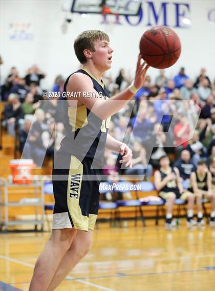 Thumbnail 2 in McCluer vs. Grundy (VHSL Class 1 First Round Playoff) photogallery.
