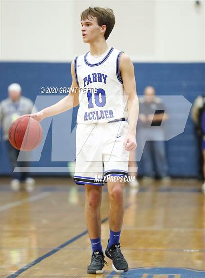 Thumbnail 1 in McCluer vs. Grundy (VHSL Class 1 First Round Playoff) photogallery.