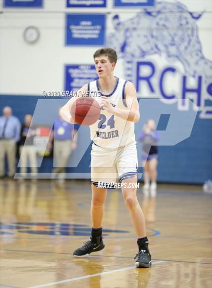 Thumbnail 2 in McCluer vs. Grundy (VHSL Class 1 First Round Playoff) photogallery.