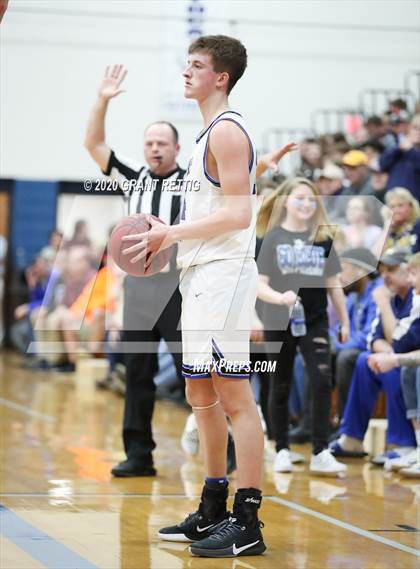 Thumbnail 2 in McCluer vs. Grundy (VHSL Class 1 First Round Playoff) photogallery.