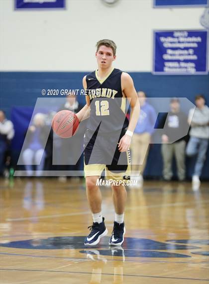 Thumbnail 3 in McCluer vs. Grundy (VHSL Class 1 First Round Playoff) photogallery.