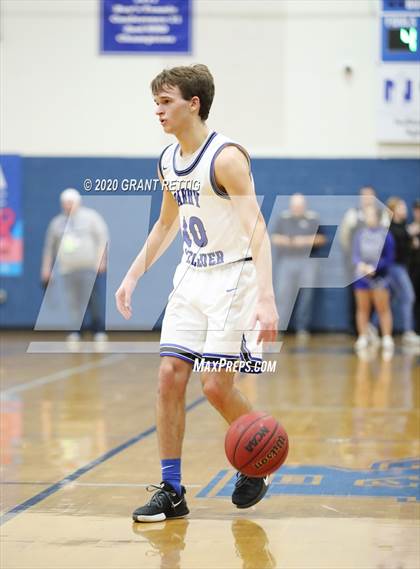 Thumbnail 2 in McCluer vs. Grundy (VHSL Class 1 First Round Playoff) photogallery.