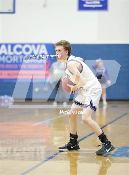 Thumbnail 2 in McCluer vs. Grundy (VHSL Class 1 First Round Playoff) photogallery.