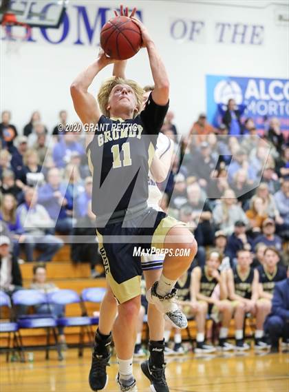 Thumbnail 1 in McCluer vs. Grundy (VHSL Class 1 First Round Playoff) photogallery.