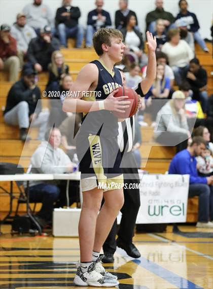 Thumbnail 2 in McCluer vs. Grundy (VHSL Class 1 First Round Playoff) photogallery.