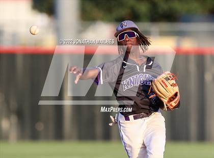 Thumbnail 2 in North Webster vs Brusly (LHSAA 3A Bi-District Playoff) photogallery.